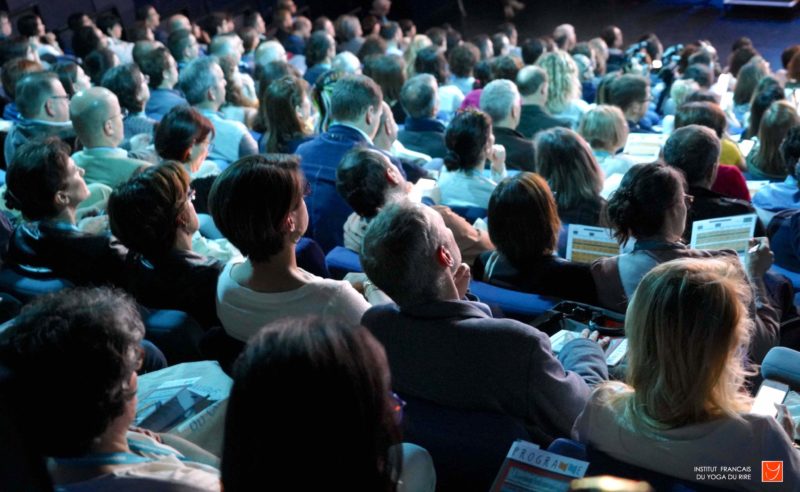 conférence yoga du rire