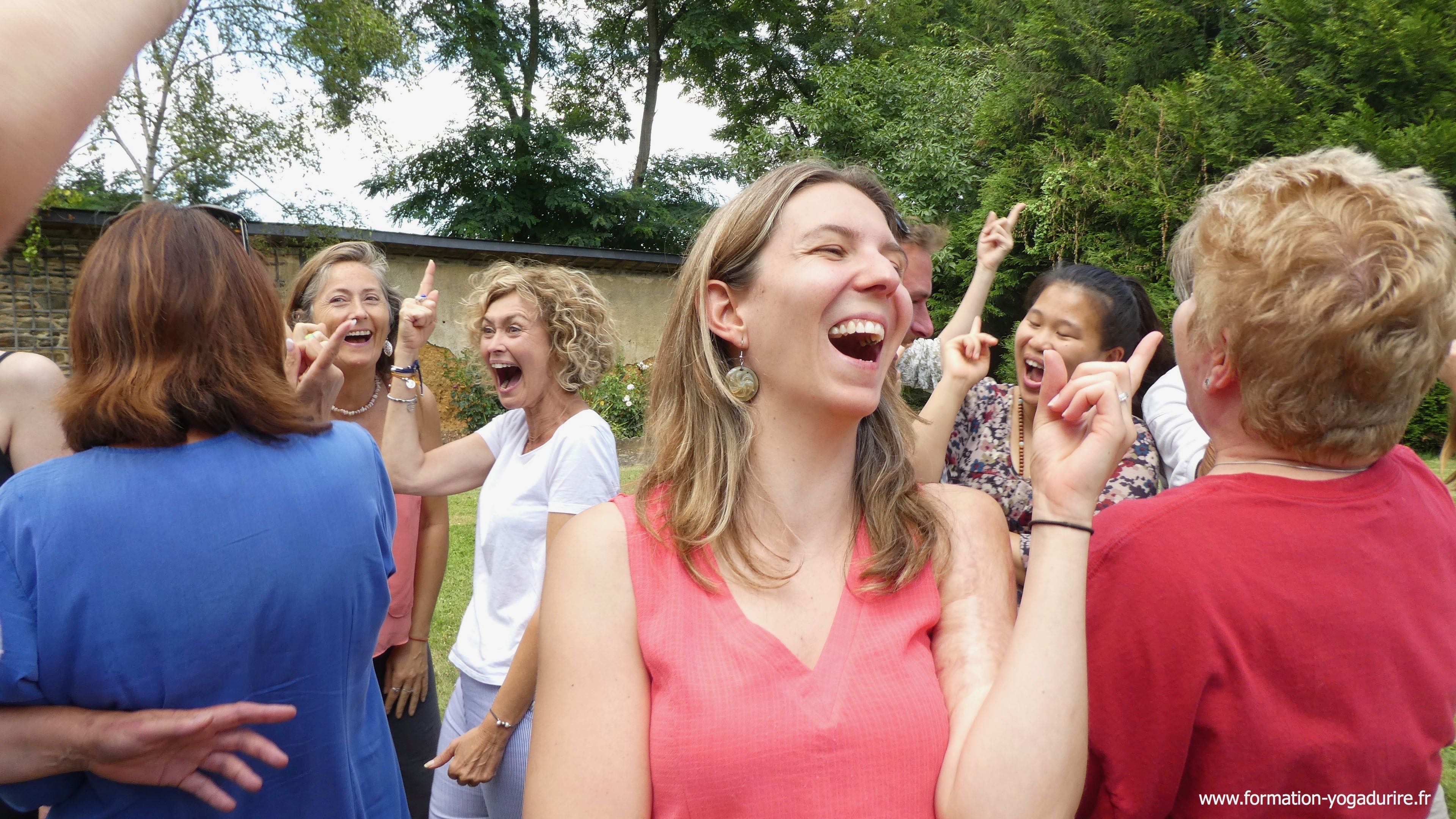 formation Professeur de yoga du rire avec Fabrice Loizeau