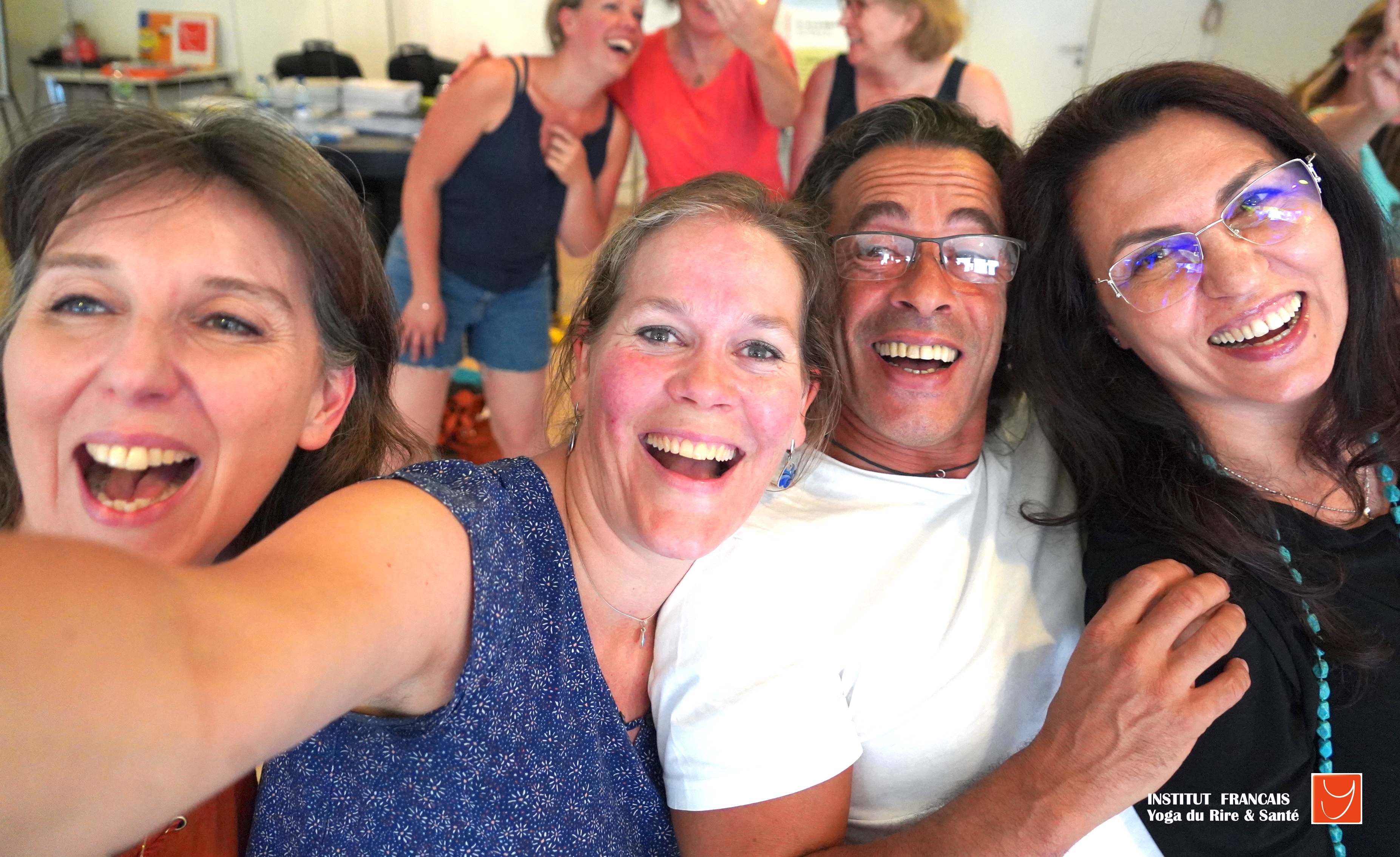 formation Professeur école de yoga du rire Institut